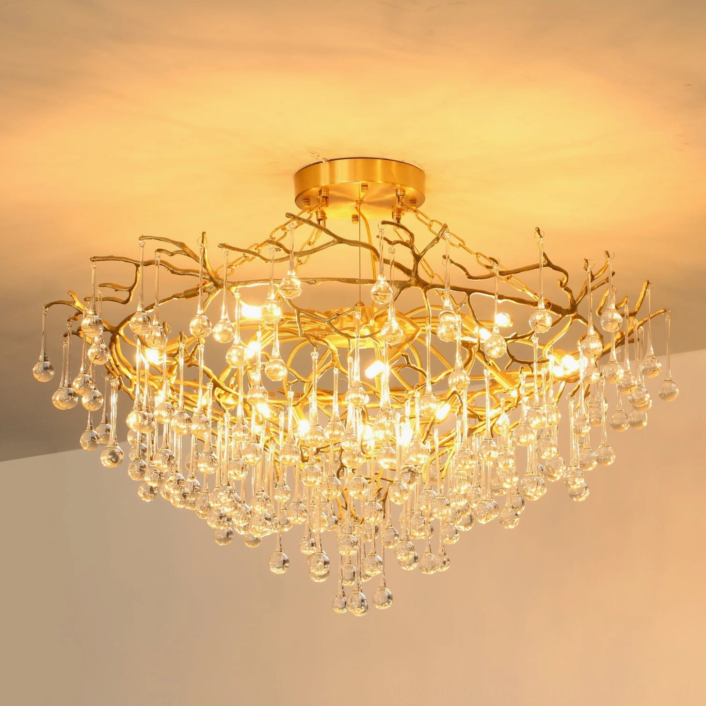 Contemporary Anita brass leaf pendant chandelier, three-quarter studio lighting perspective