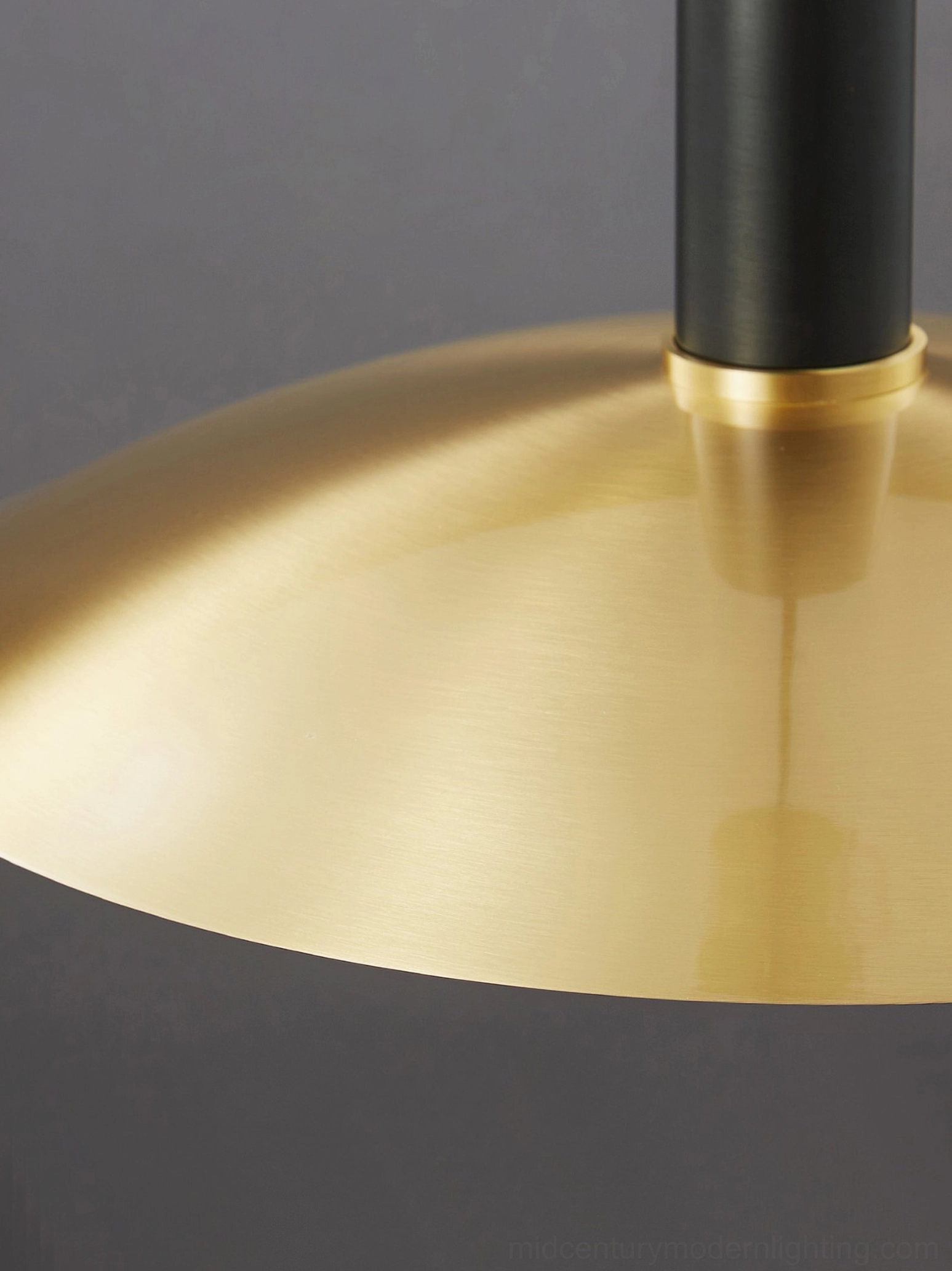 Aplomb pendant light installation, modern minimalist pendant arrangement