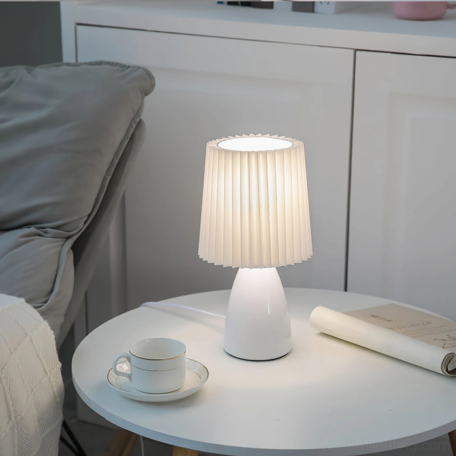 Apollo pleated shade table lamp product showcase