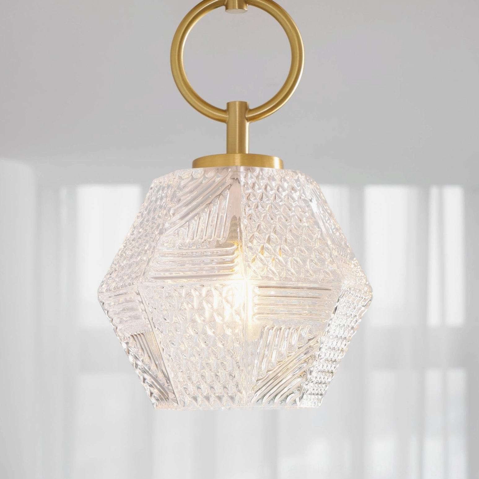 Art Deco diamond cut pendant light E12 E14 bulb base socket specification