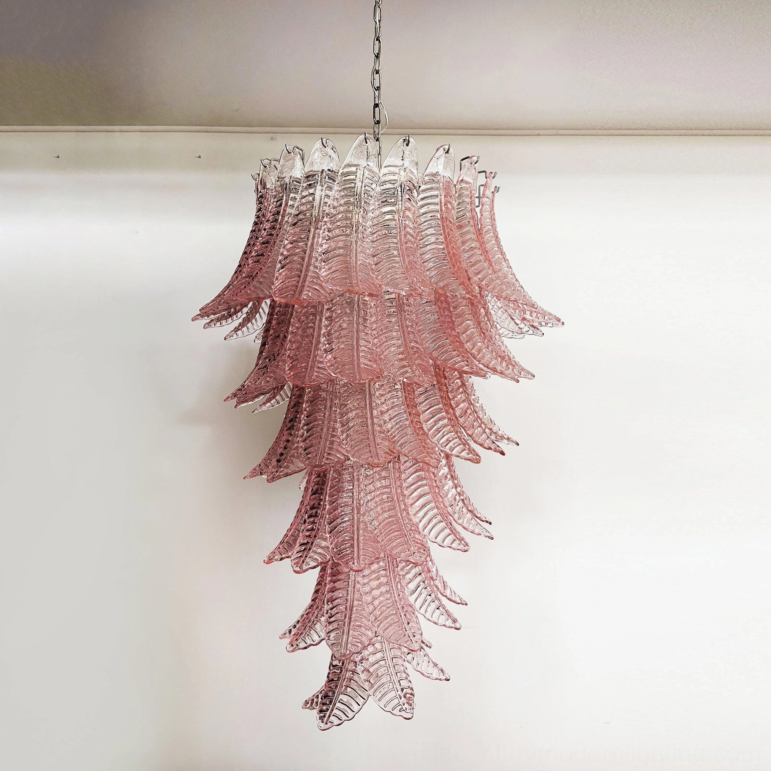 Asinara pink murano glass chandelier front view white background ribbed leaf glass tiers