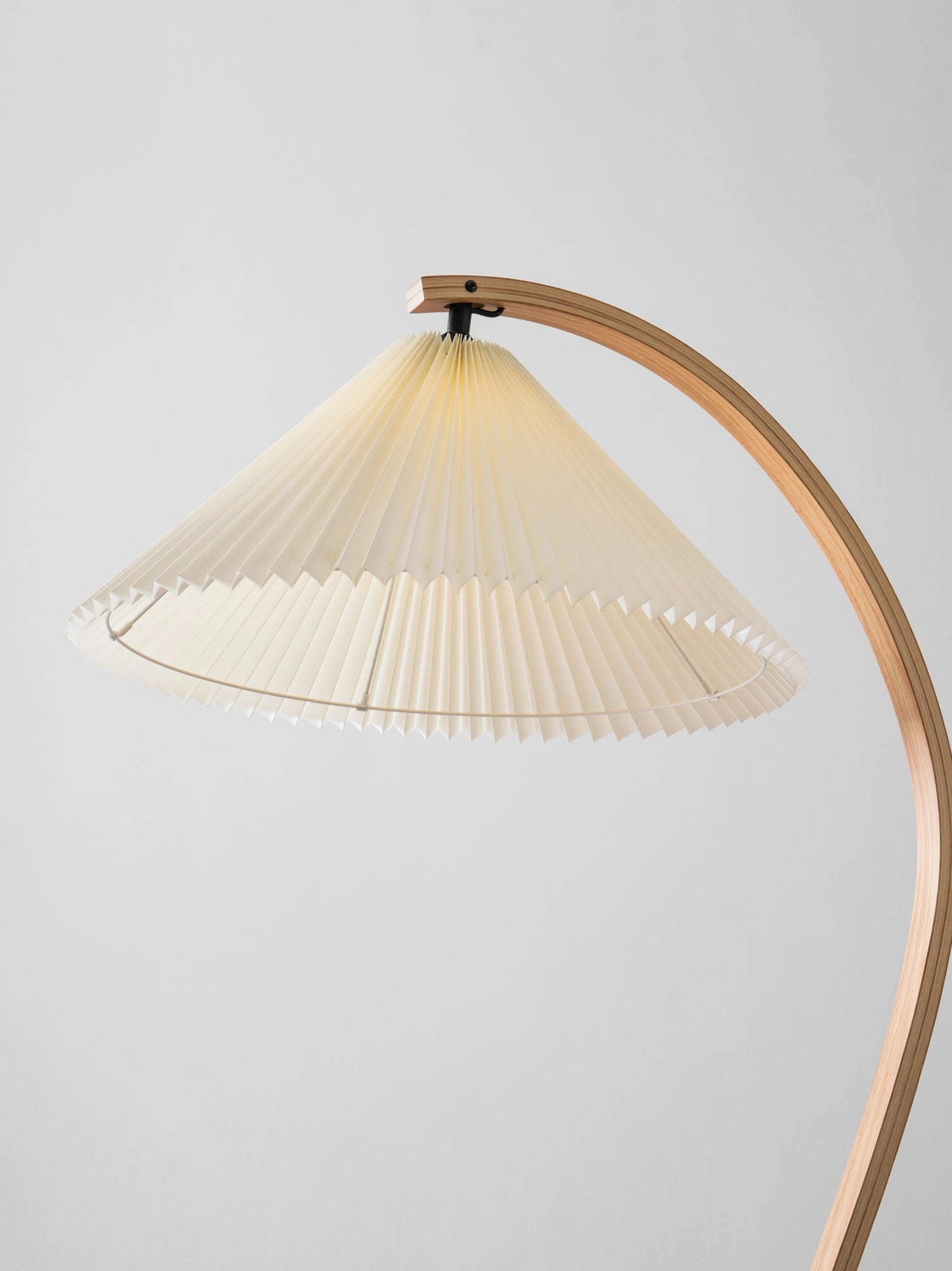 Caprani Scandinavian floor lamp studio lighting neutral white background full product