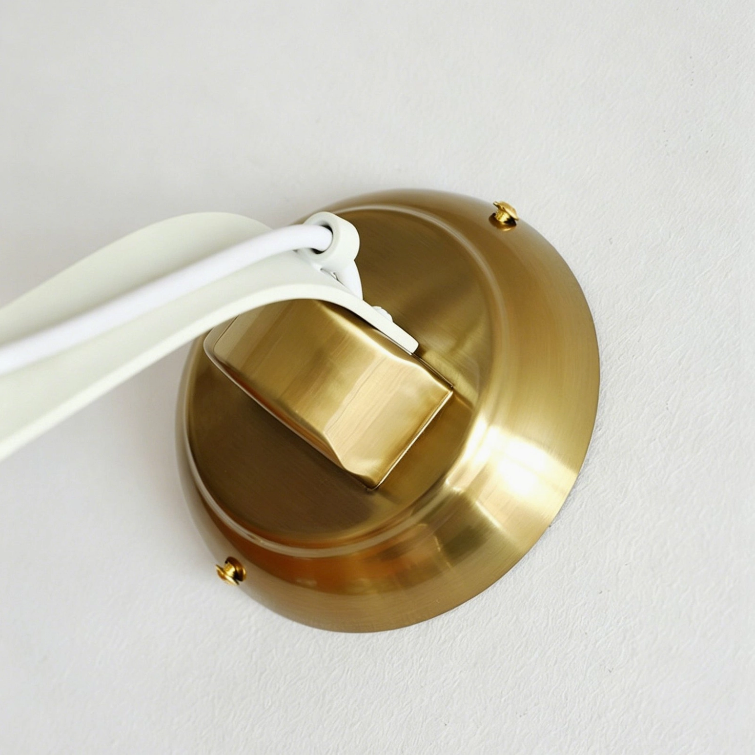 Chantal ruffle sconce mounted on wall demonstrating proper installation and vintage country styling