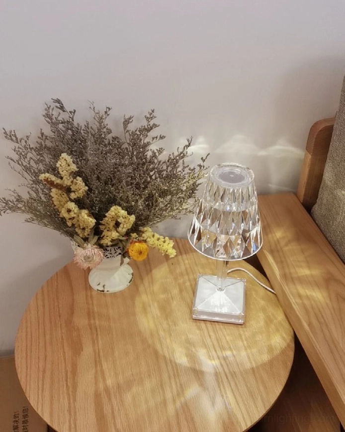 Battery-powered crystal table lamp wireless convenience innovation