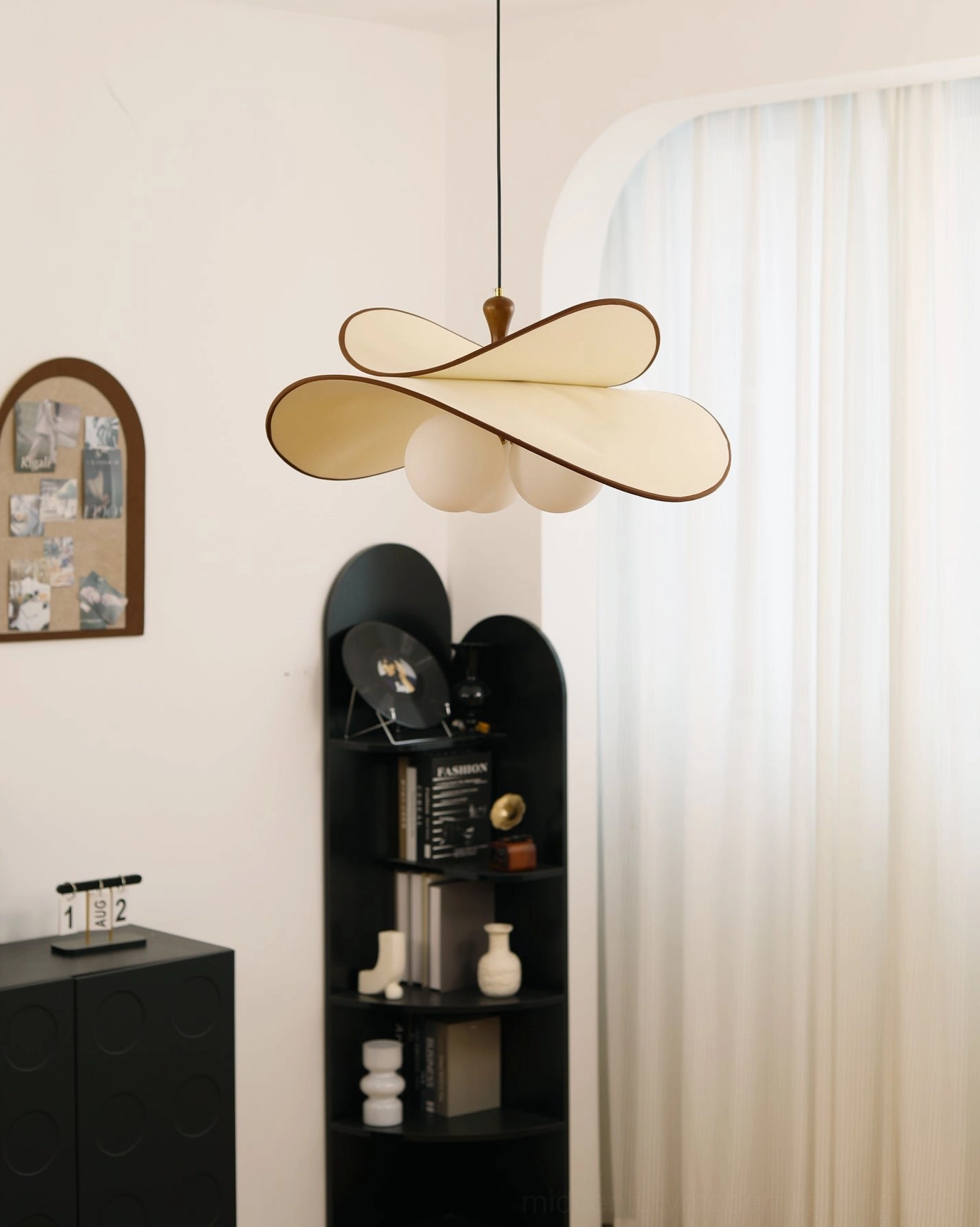 Fyano sculptural pendant light single and three-light configuration comparison