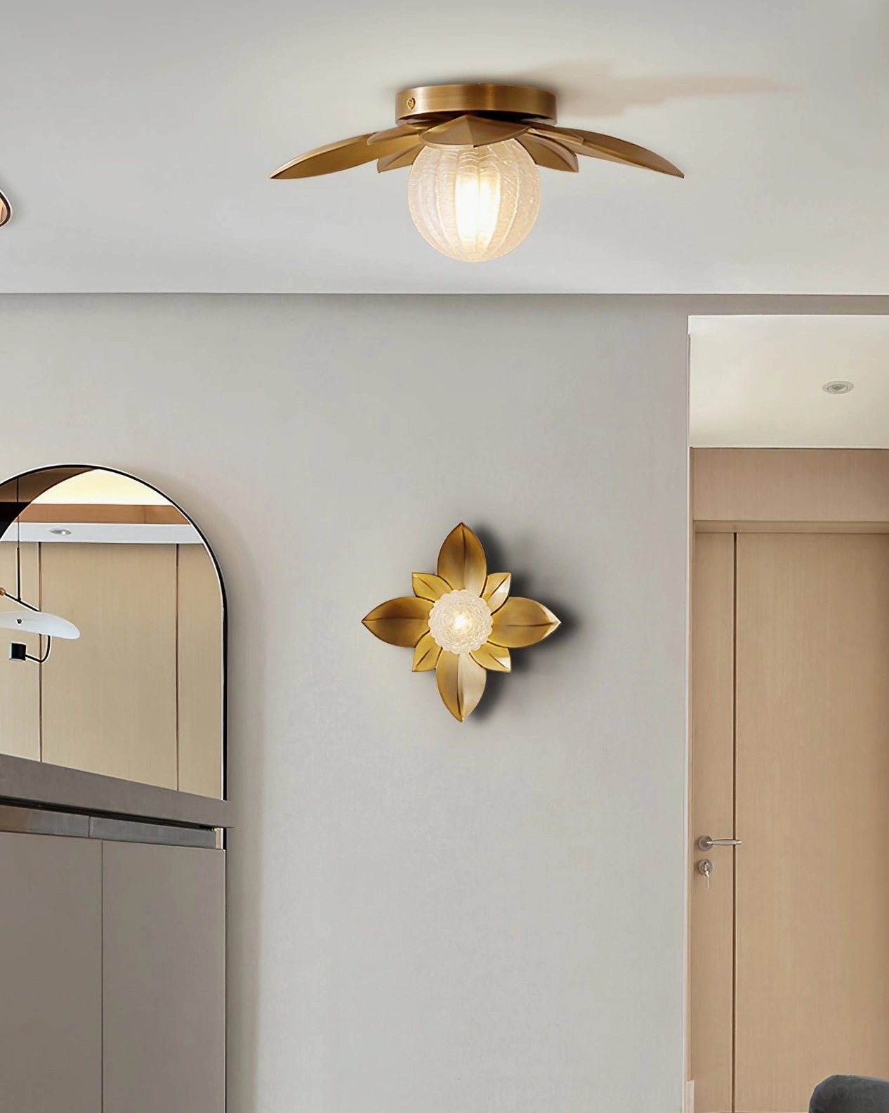 Gigi wall sconce model B medium size, balanced proportion showcase