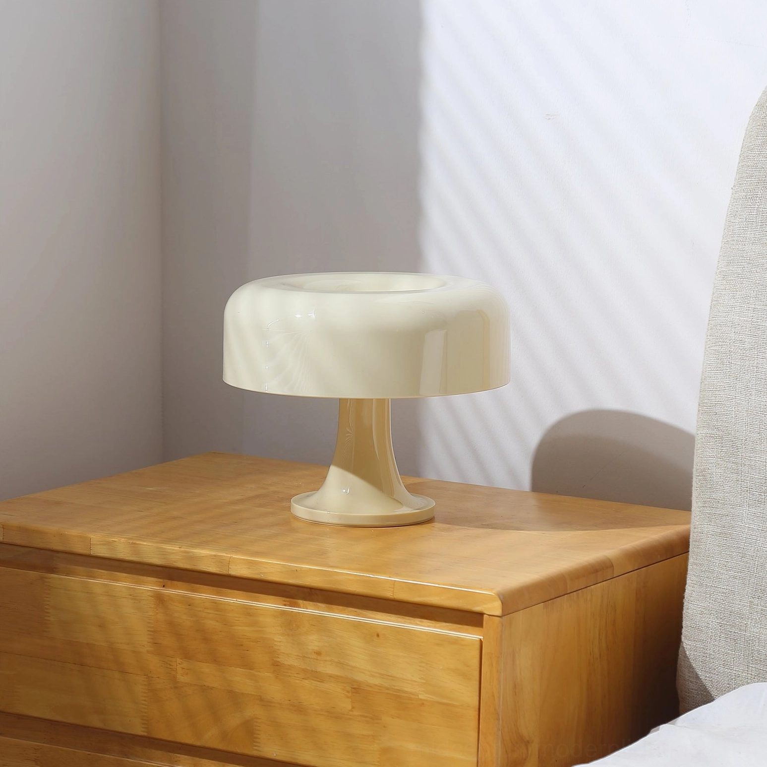 Green Pop Mushroom Table Lamp complete product view, earthy mid-century modern table lighting
