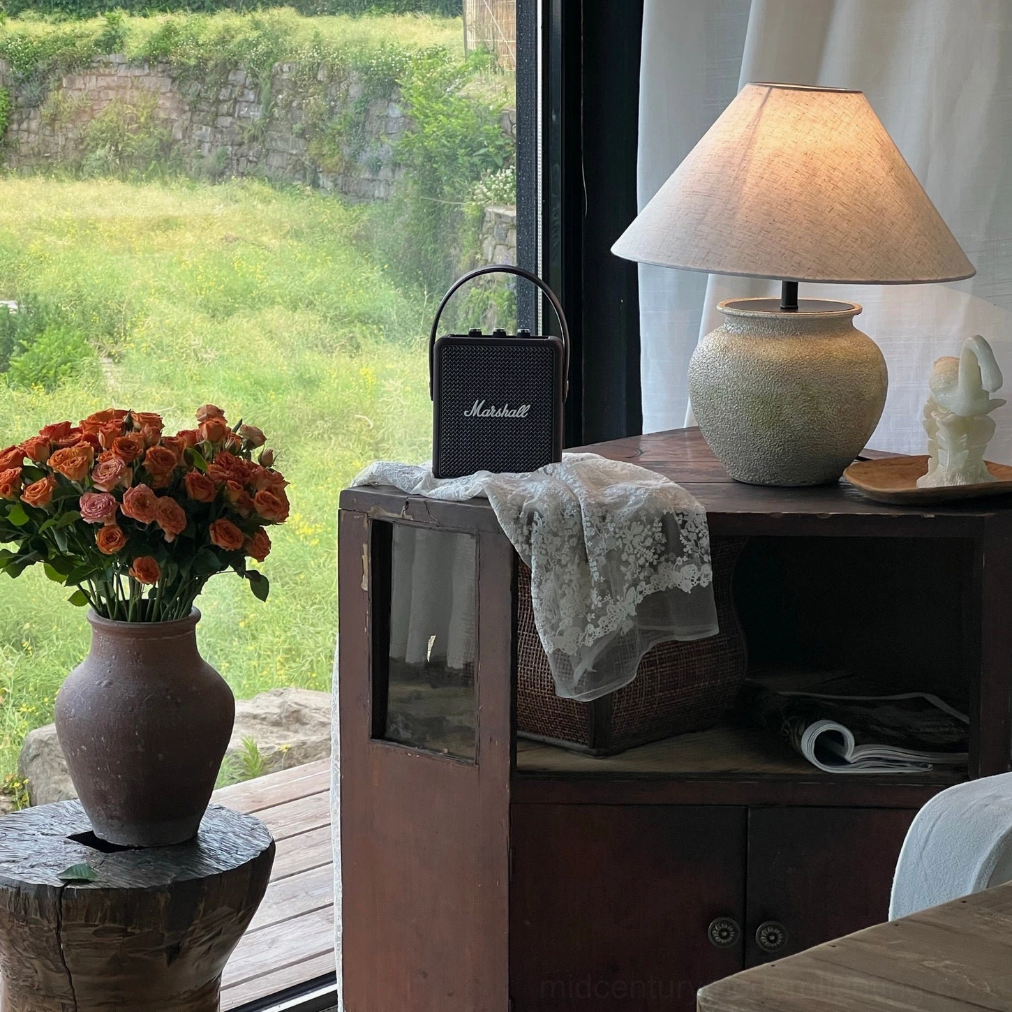 Houa ceramic table lamp with aged sandstone finish paired with natural flax linen shade