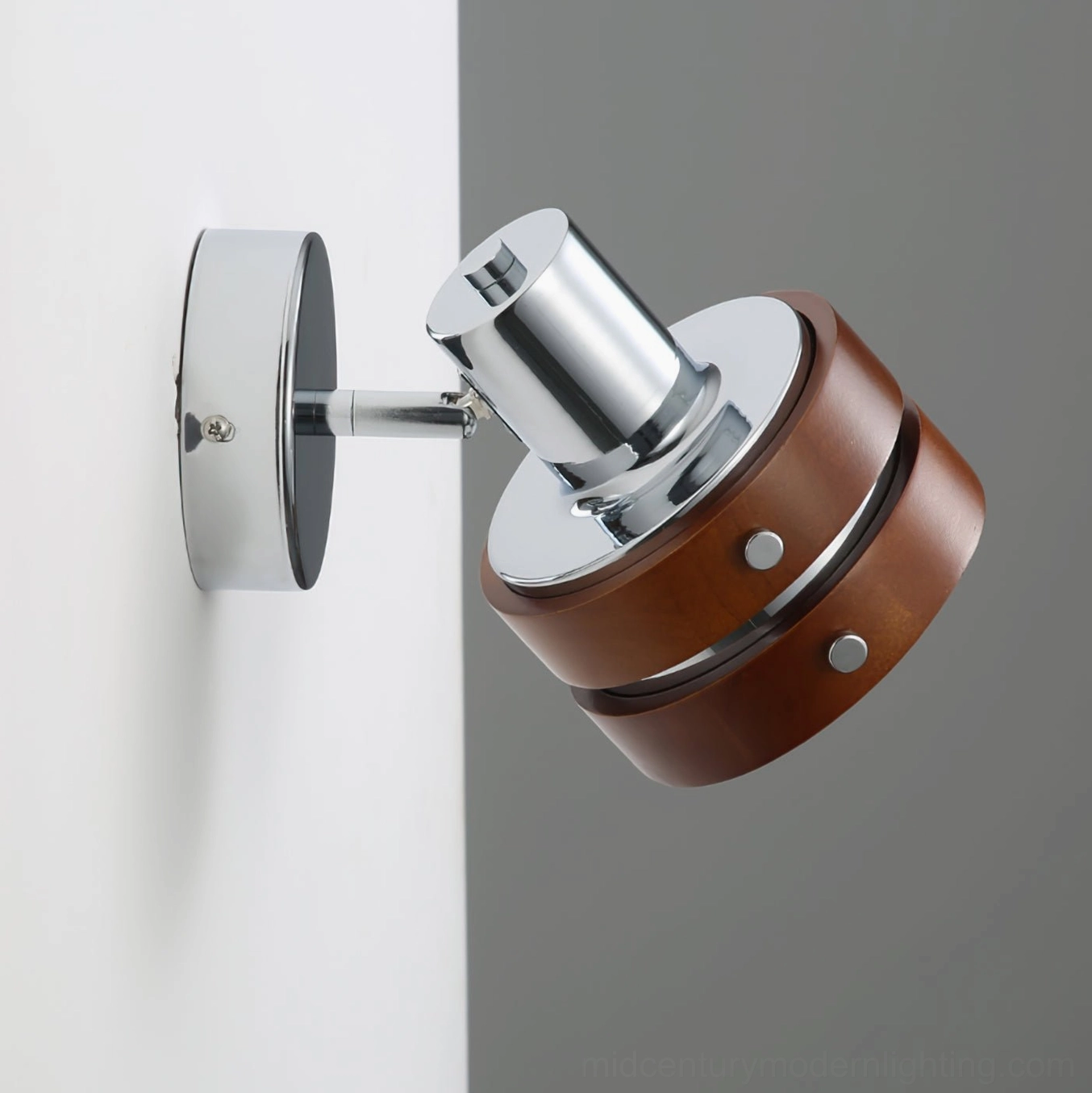Karry mid-century modern wall sconce product showcase with design details