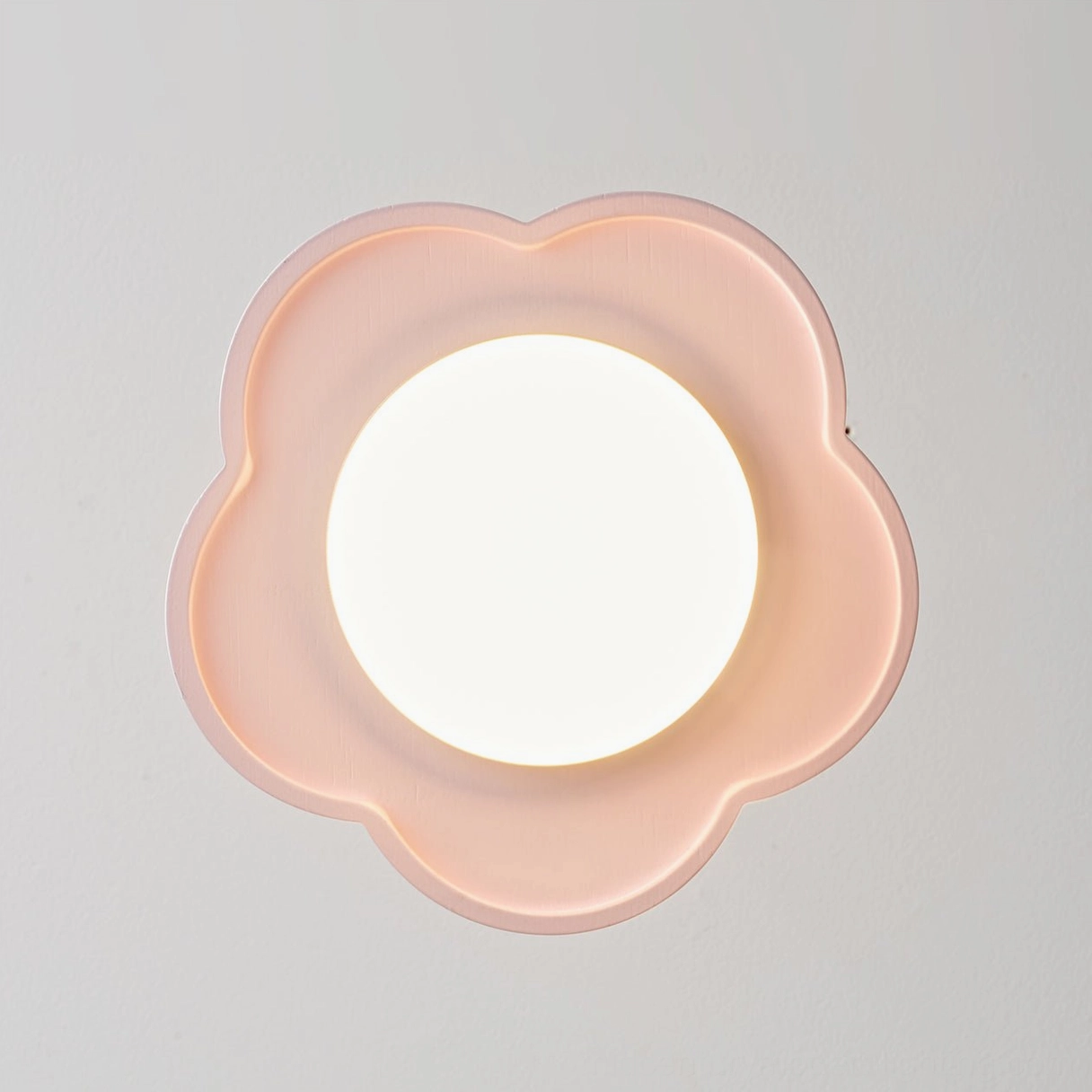Laguna mid-century modern pendant light, Scandinavian design aesthetic full view