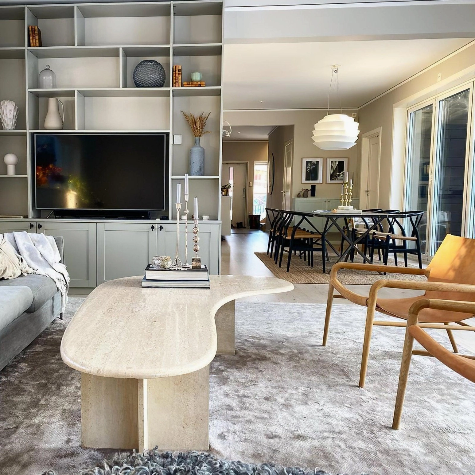 Modern pendant lamp pairing recommendation walnut wood furniture brass accents