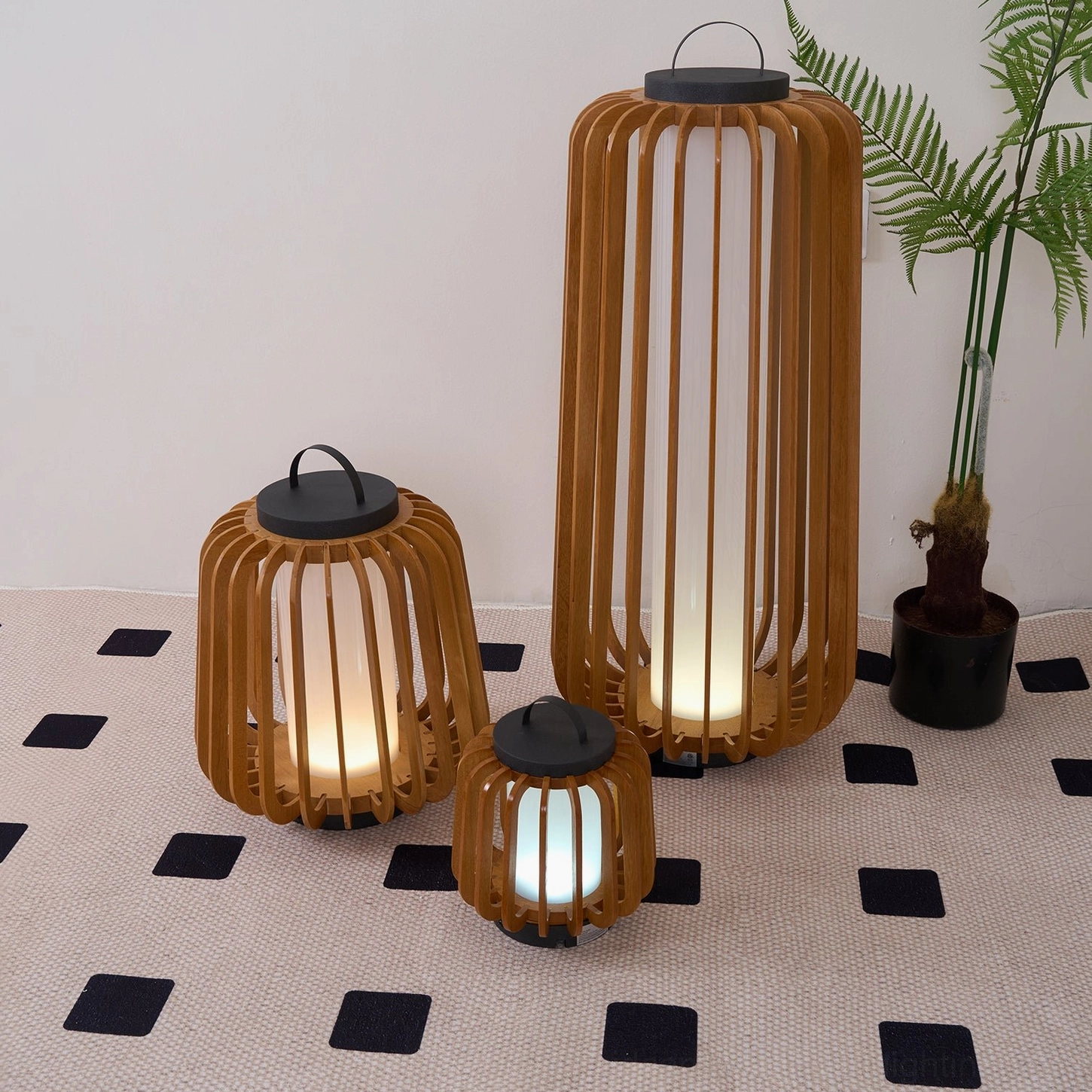 Legno outdoor lantern table lamp waterproof design all weather durability