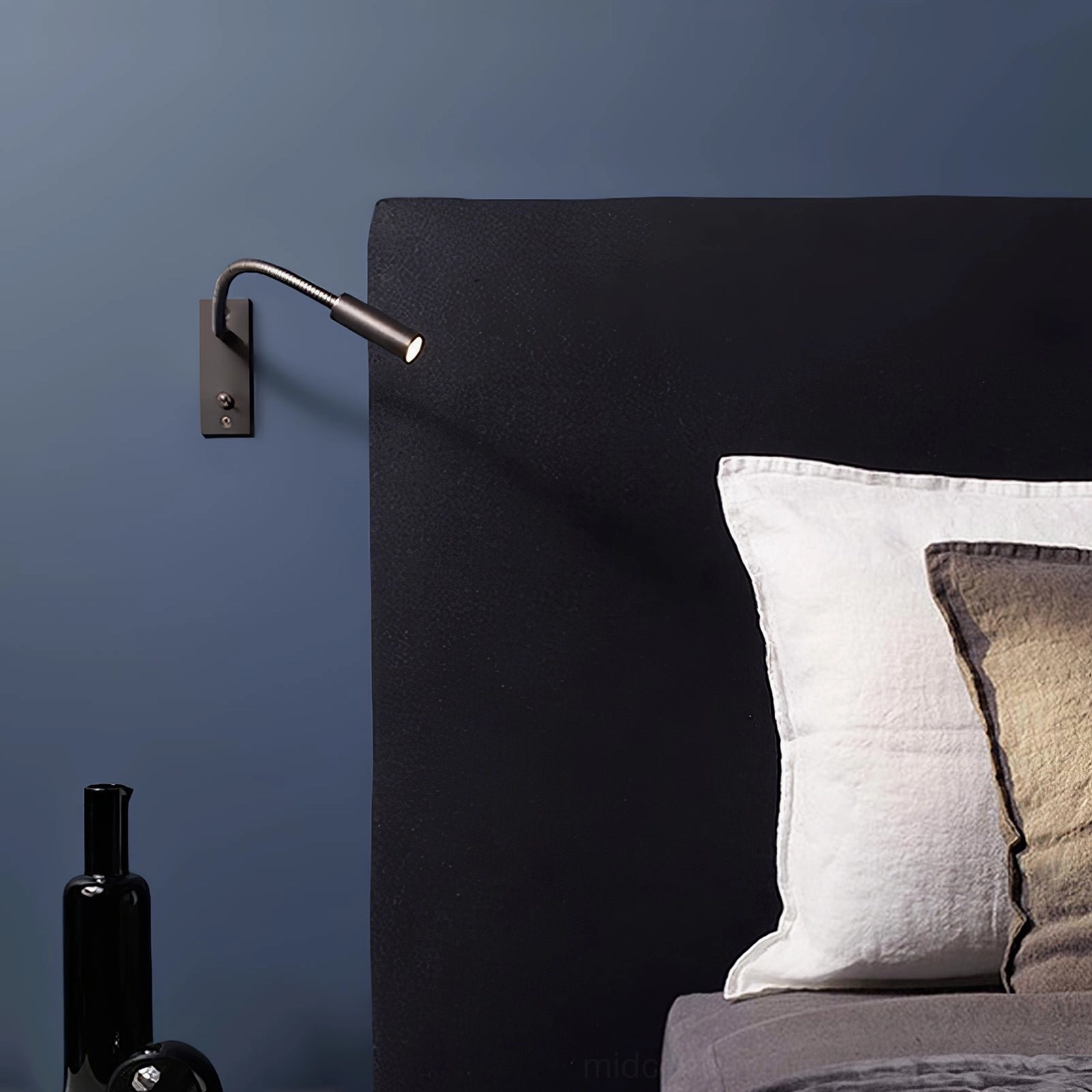 Leo gooseneck LED wall sconce finish comparison, brushed bronze and sand nickel options