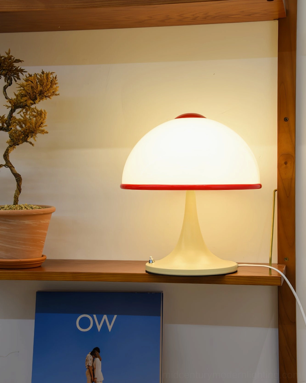 Mushroom table lamp mid-century modern design, retro ambient lighting fixture