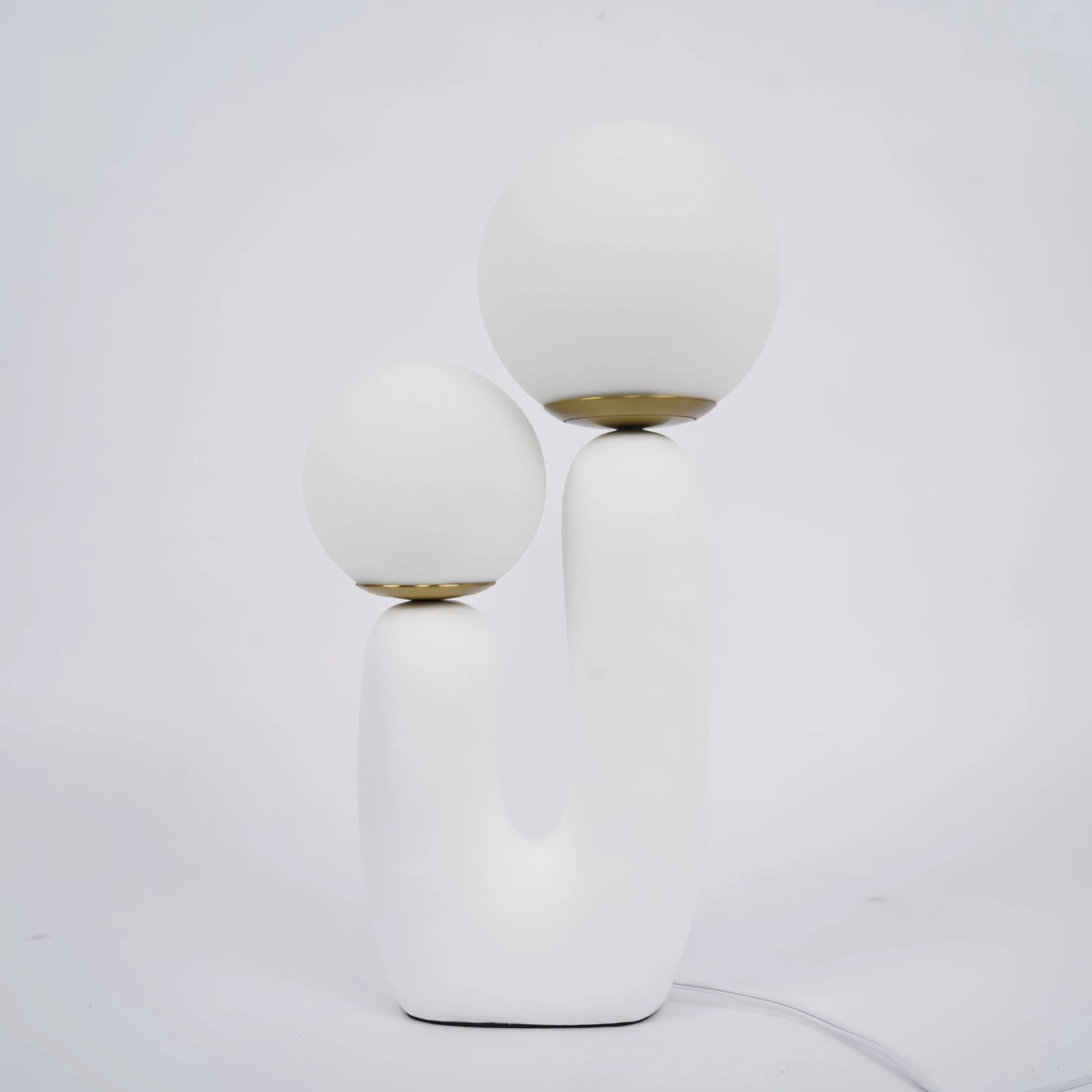 Oo table lamp dual shade configuration symmetrical design