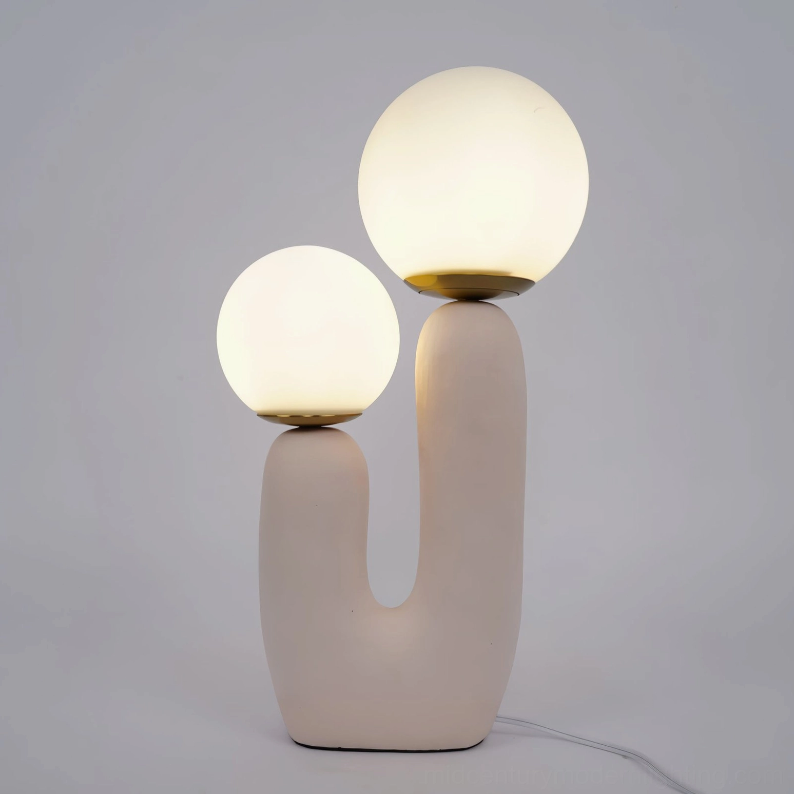 Oo table lamp Scandinavian minimalist interior style