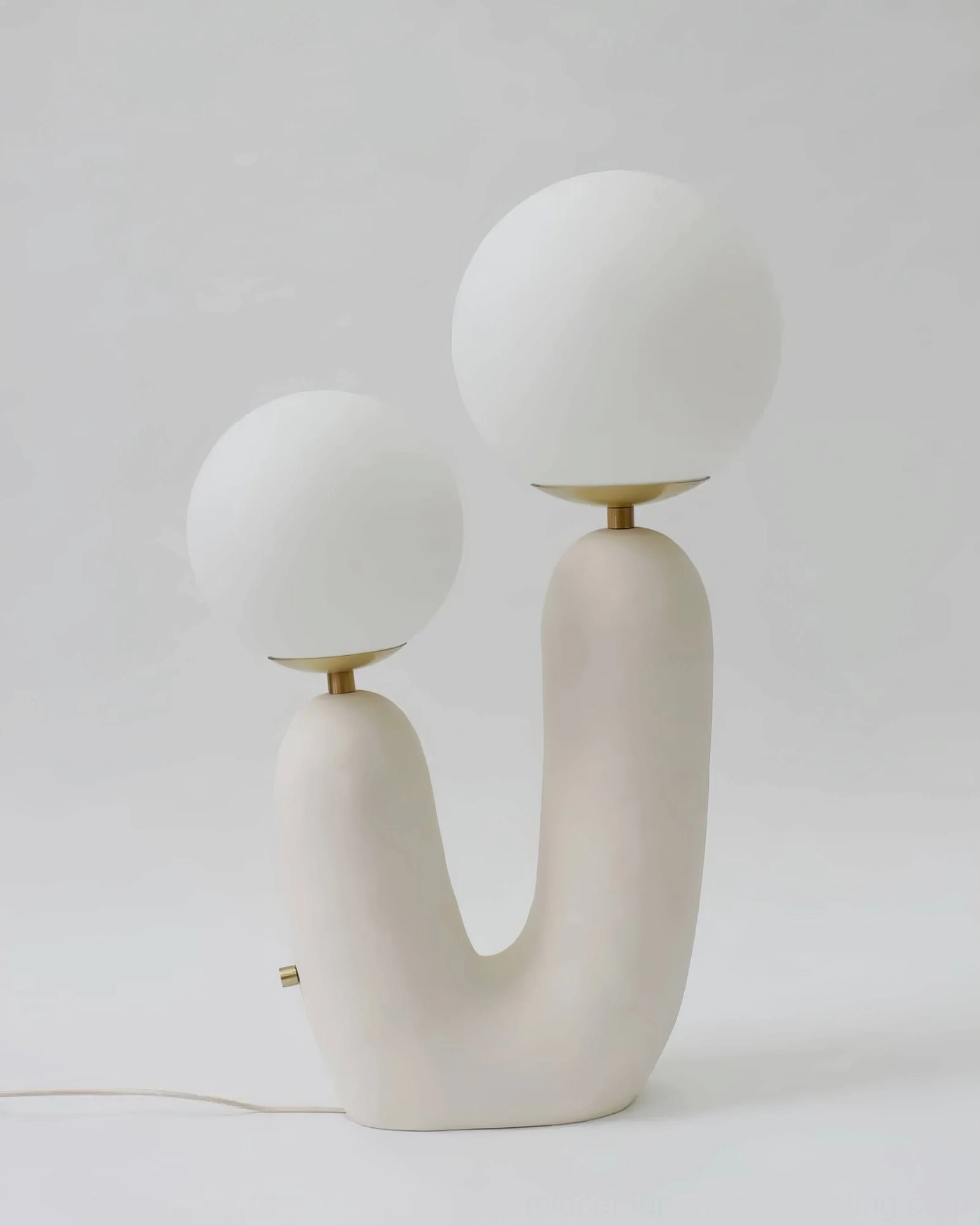Oo table lamp vertical proportions height dimension showcase