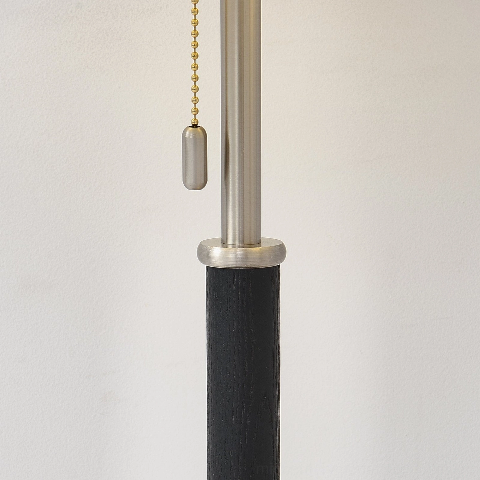 Orchid fabric table lamp installation guide showing simple pull switch operation