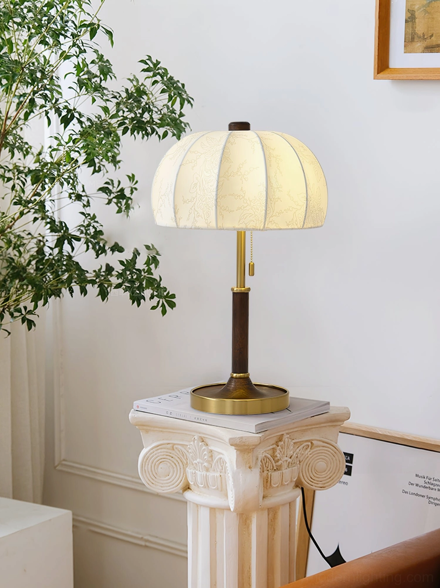 Pumpkin fabric table lamp in light luxury vintage European carved column display setting