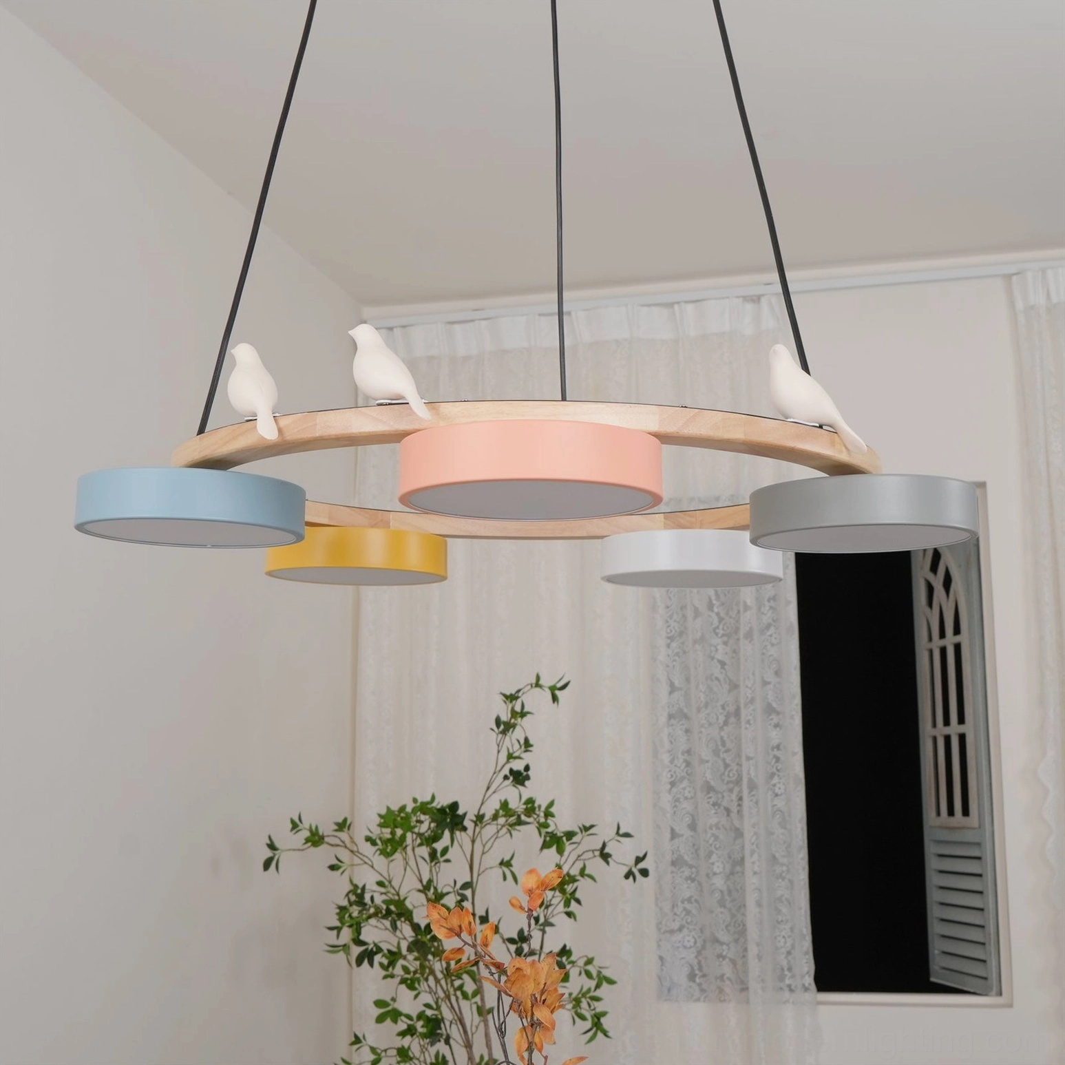 Sienna bird round pendant light colorful variant with multicolor frosted acrylic lamp shades on natural wood frame