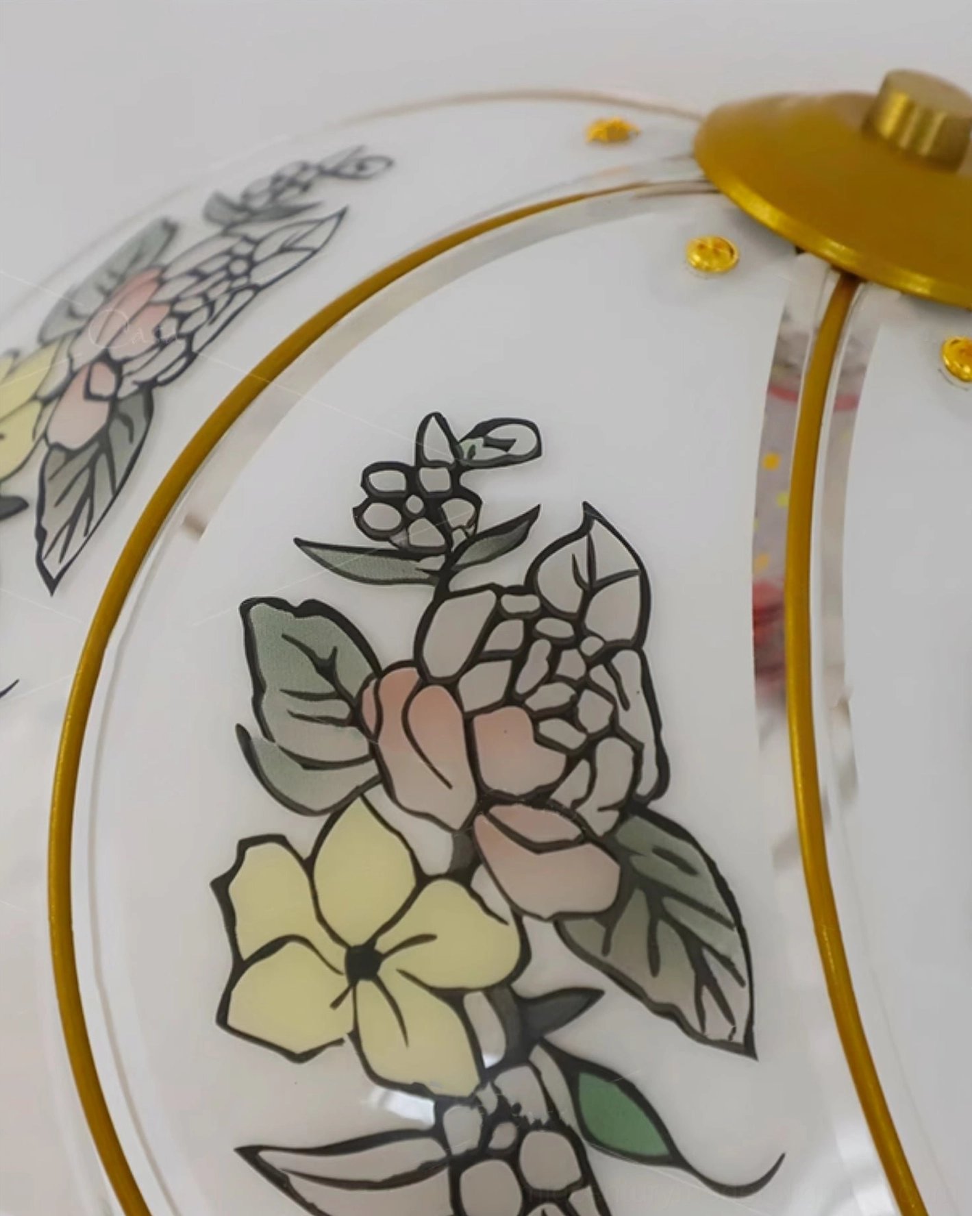Tiffany Lily Wall Sconce vintage-inspired design with brass metal frame and hand-patterned glass shade
