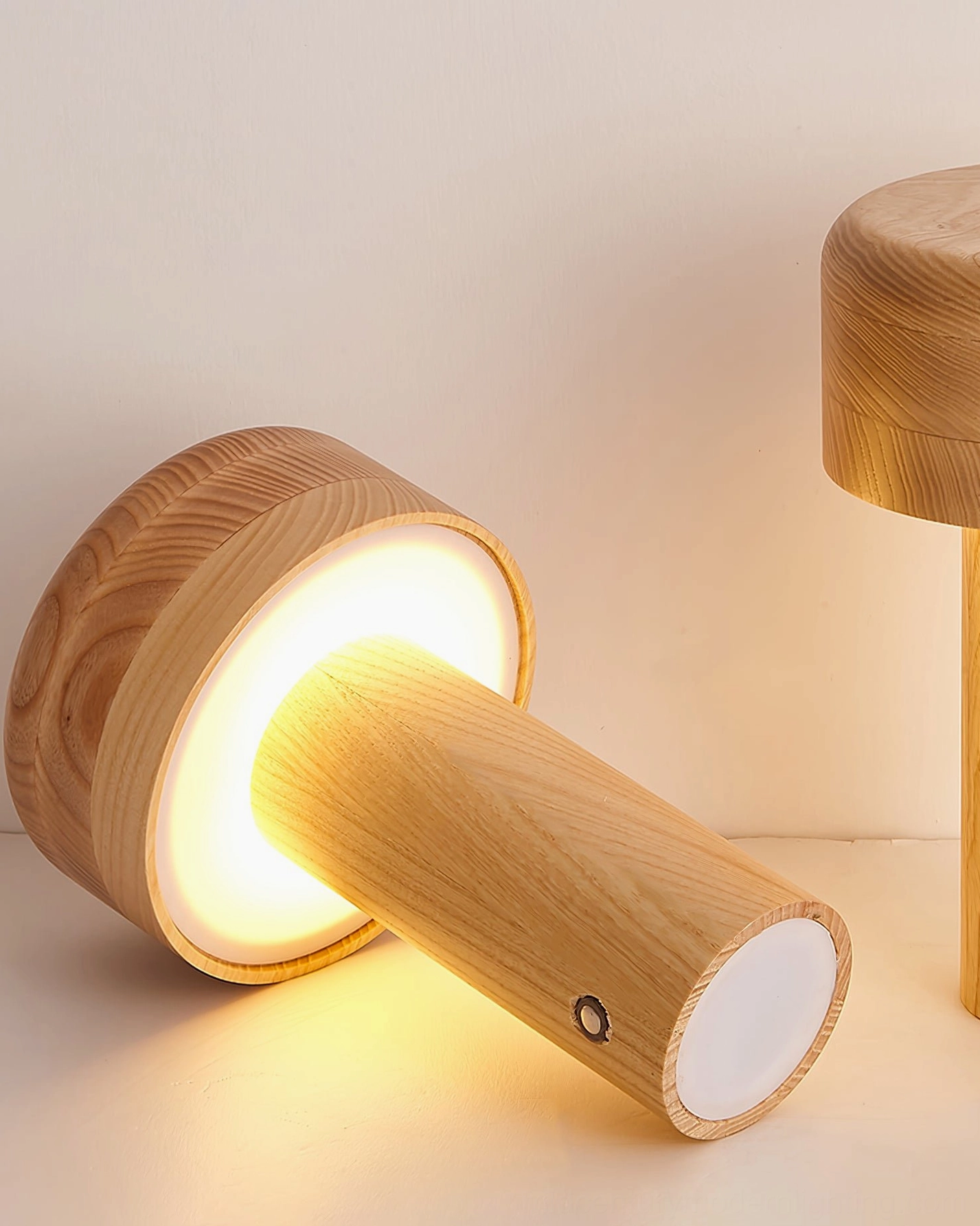 Energy efficient LED wooden table lamp with warm 3000K color temperature